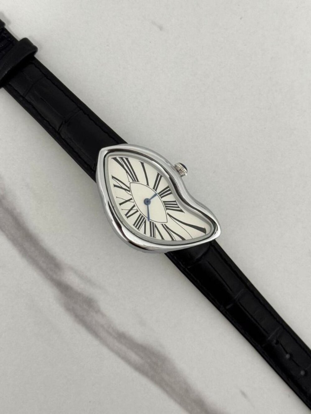 Sku0213 vintage vibe retro silver white watch with black leather strap +gift bag